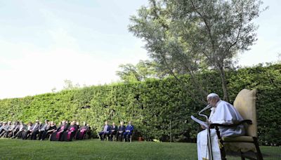 El papa reclama un alto el fuego en Gaza y trabajar por una "paz duradera"