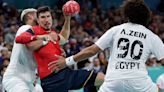 Otra vez los Hispanos en la lucha por las medallas: ganan a Egipto y acceden a las semifinales de balonmano