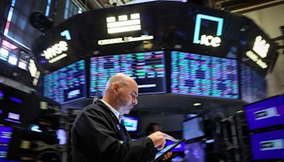 Analysis-Investors expect market selloff will slow, stretch and spread