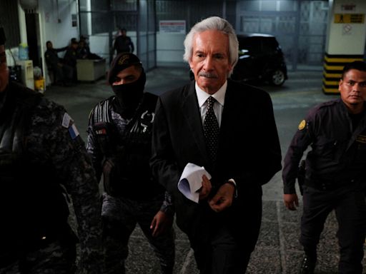 Guatemala: tribunal concede arresto domiciliario al periodista José Rubén Zamora, pero seguirá preso