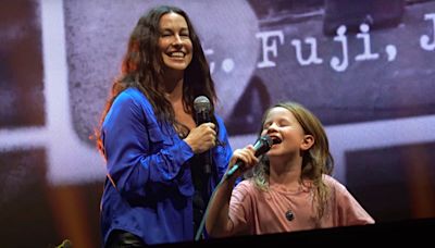 Alanis Morissette Sings “Ironic” with Daughter Onyx for Her 8th Birthday: Watch
