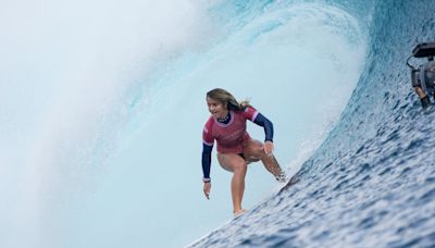 Caroline Marks wins gold for Team USA in surfing finals