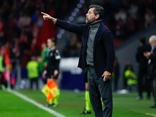 Quique Flores sobre Xavi: "¡Qué mal trata el Barcelona a sus leyendas!"