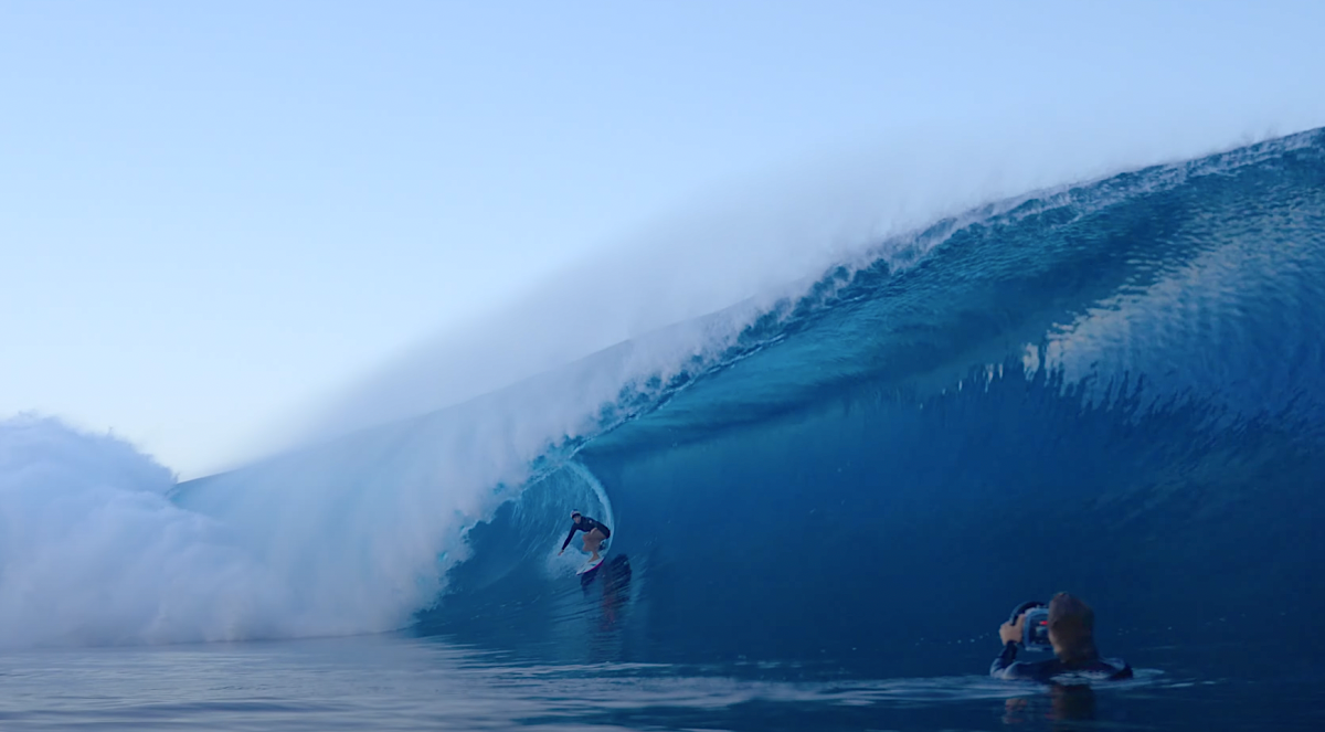 Molly Picklum’s Worst Wipeout Ever at Teahupo’o (Video)
