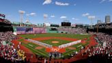 Red Sox to celebrate 2004 World Series team, honor Wakefields & Larry Lucchino before home opener