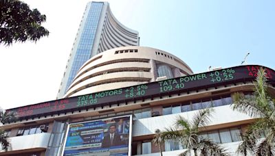 Mid-day Mood | IT stocks help Nifty, Sensex to firm gains; Midcap, smallcap index hits record high