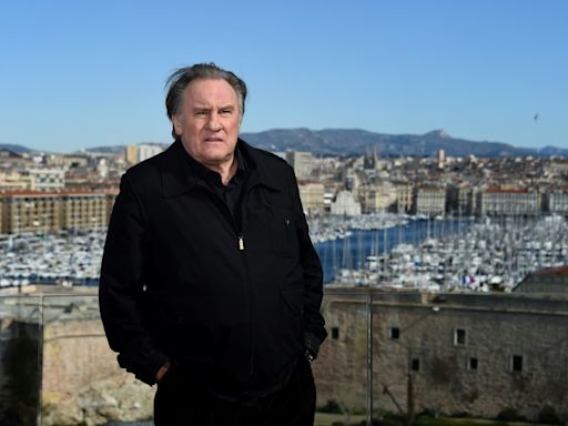 El "rey de los paparazzi" acusa a Depardieu de agredirlo en Roma