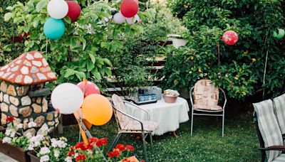 7 Summer Birthday Party Ideas for Adults (So You Can Feel Like a Kid Again)