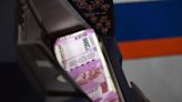 Top Asia Currency Trade Risks Tripping Up Market If Rupee Swings