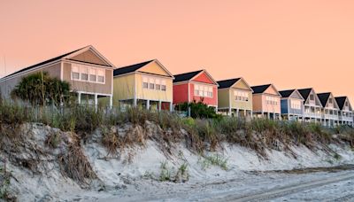 5 Summer Vacation Destinations With Affordable Rentals for Labor Day Weekend