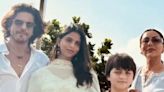 Shah Rukh Khan Shares Heartwarming Independence Day Photo with Gauri, Suhana, and AbRam; See Here - News18