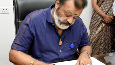 Suresh Gopi clarifies 'mother of India' remark about Indira Gandhi - Times of India