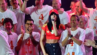 Aitana brilla en la celebración de la Selección Española en Madrid con una actuación estelar