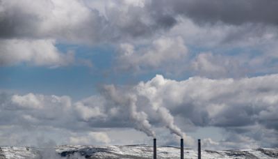 Column: Here are the 32 coal plants still powering the American West