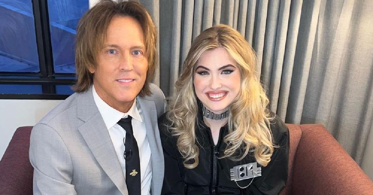 Anna Nicole Smith's 17-Year-Old Daughter Dannielynn Birkhead Stuns Alongside Dad Larry as Pair Attends Kentucky Derby Weekend...