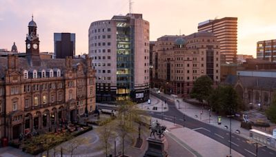 Leeds: Bank of England to increase staff in city from 70 to 500