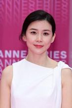 Lee Bo-young