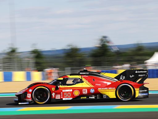 LM24, Hour 2: No.50 Ferrari leads as rain shakes up the order