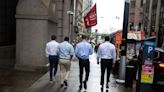 Junior Bankers Log 100-Hour Weeks Again, And Tensions Are Rising