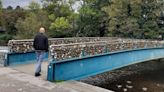 Should landmark love lock bridge be preserved?