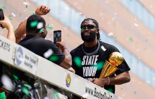 Celtics fans reunite Jaylen Brown with ring he lost during championship parade - The Boston Globe