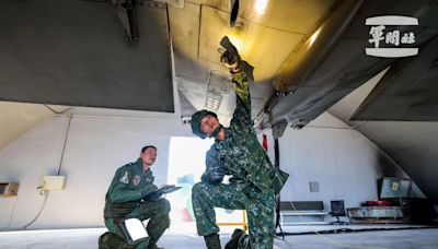 漢光40號首日戰力保存 空軍軍機轉場東部基地