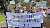 Children's protest to protect former golf course