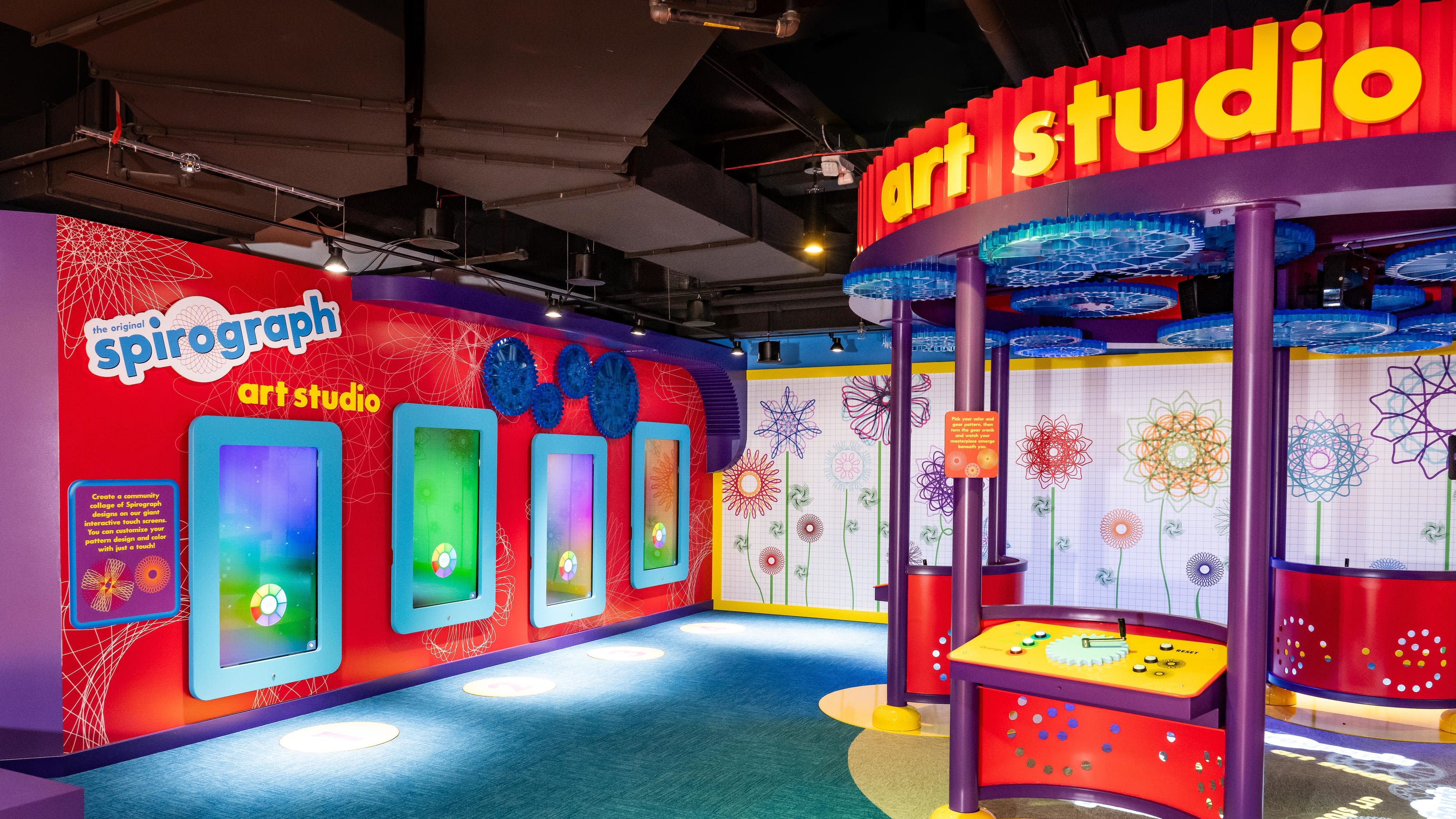 Garden State Plaza opens play center featuring Hasbro's Transformers, Play-Doh, Tinkertoy