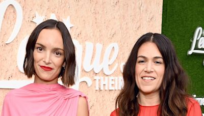 Broad City Star Abbi Jacobson Marries Jodi Balfour - E! Online