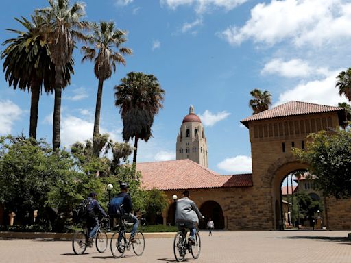 Legacy students no longer have an advantage at Stanford and other private California colleges