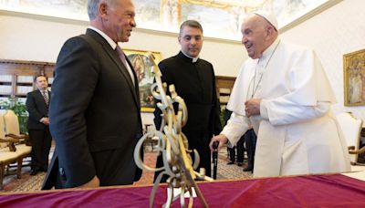 El papa recibe al rey Abdalá de Jordania en el Vaticano