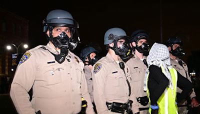 哥大親巴騷亂遭清場 UCLA再爆衝突