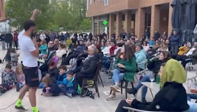 Julen Axpe se va a la Txantrea a homenajear a Muniain y se lleva una desagradable sorpresa