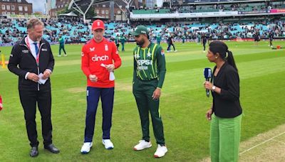 England Vs Pakistan Toss Update, 4th T20I Cricket Match: PAK Bat First; Naseem Shah Included - Check Playing XIs