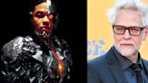 Ray Fisher critica a James Gunn en Twitter y éste le responde