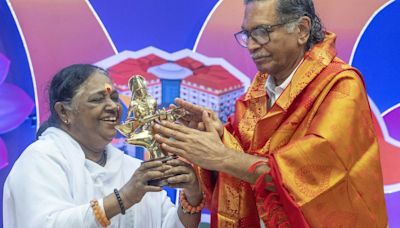 Mata Amritanandamayi’s 71st birthday celebrated