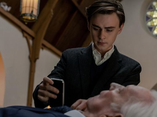 Stream It Or Skip It: ‘Mr. Harrigan’s Phone’ on Netflix, a Stephen King Adaptation That’s a Handsome Trip to Dullsville