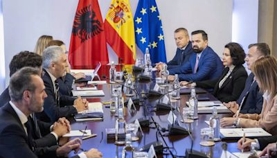 Marlaska acuerda con Albania intensificar la lucha contra el crimen organizado y el tráfico de drogas