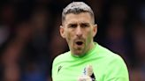 Crystal Palace offer Vicente Guaita a new contract despite manager uncertainty