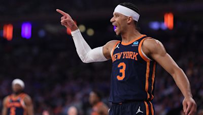 WATCH: Knicks' Josh Hart Points Out Profane MSG Chant To Reggie Miller | iHeart