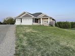 3955 Jocelyn Ct NE, Solon IA 52333