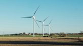 Neue britische Regierung hebt "absurdes" Verbot von Onshore-Windparks auf