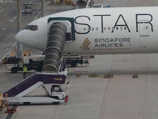 Singapore Airlines jet endured huge swings in gravitational force during turbulence, report says