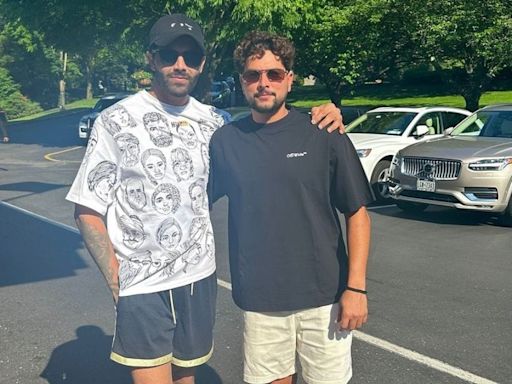 'Through City Of Gotham': Kuldeep Yadav, Ravindra Jadeja Enjoy a Sunny Day in New York - News18