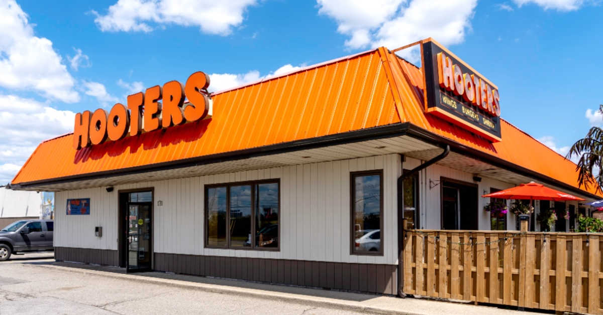 Hooters Quietly Shutters Dozens of Locations Across the U.S.