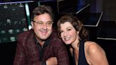 Vince Gill brings out daughter for surprise performance after wife Amy Grant’s accident