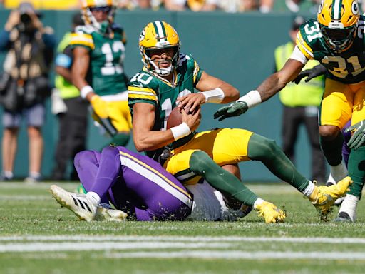 Packers rally falls flat in Jordan Love's return as Sam Darnold leads Vikings to 4-0