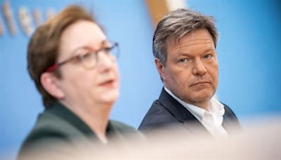 Wohnungsbautag in Berlin: Klara Geywitz und Robert Habeck haben neue Subventionen für Wohnungswirtschaft abgelehnt