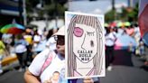 Personas trans denuncian ataques y discurso de odio en El Salvador en Día contra Homofobia