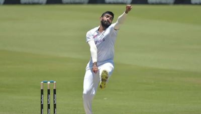 Virat Kohli And Ravindra Jadeja Copy Jasprit Bumrahs Bowling Action Ahead Of IND vs BAN Second Test, Watch Viral Video